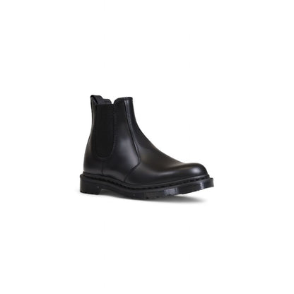 Black Leather Chelsea Boots