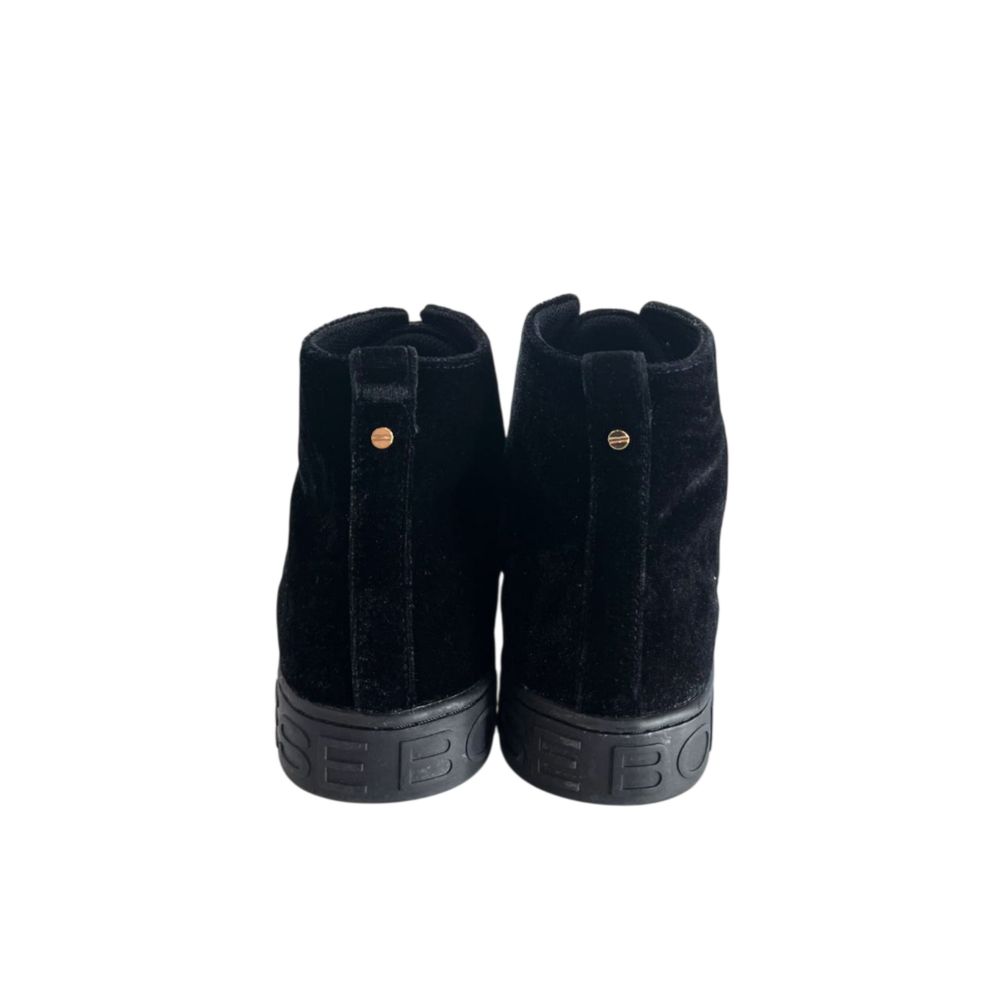 Black Leather Women Sneaker