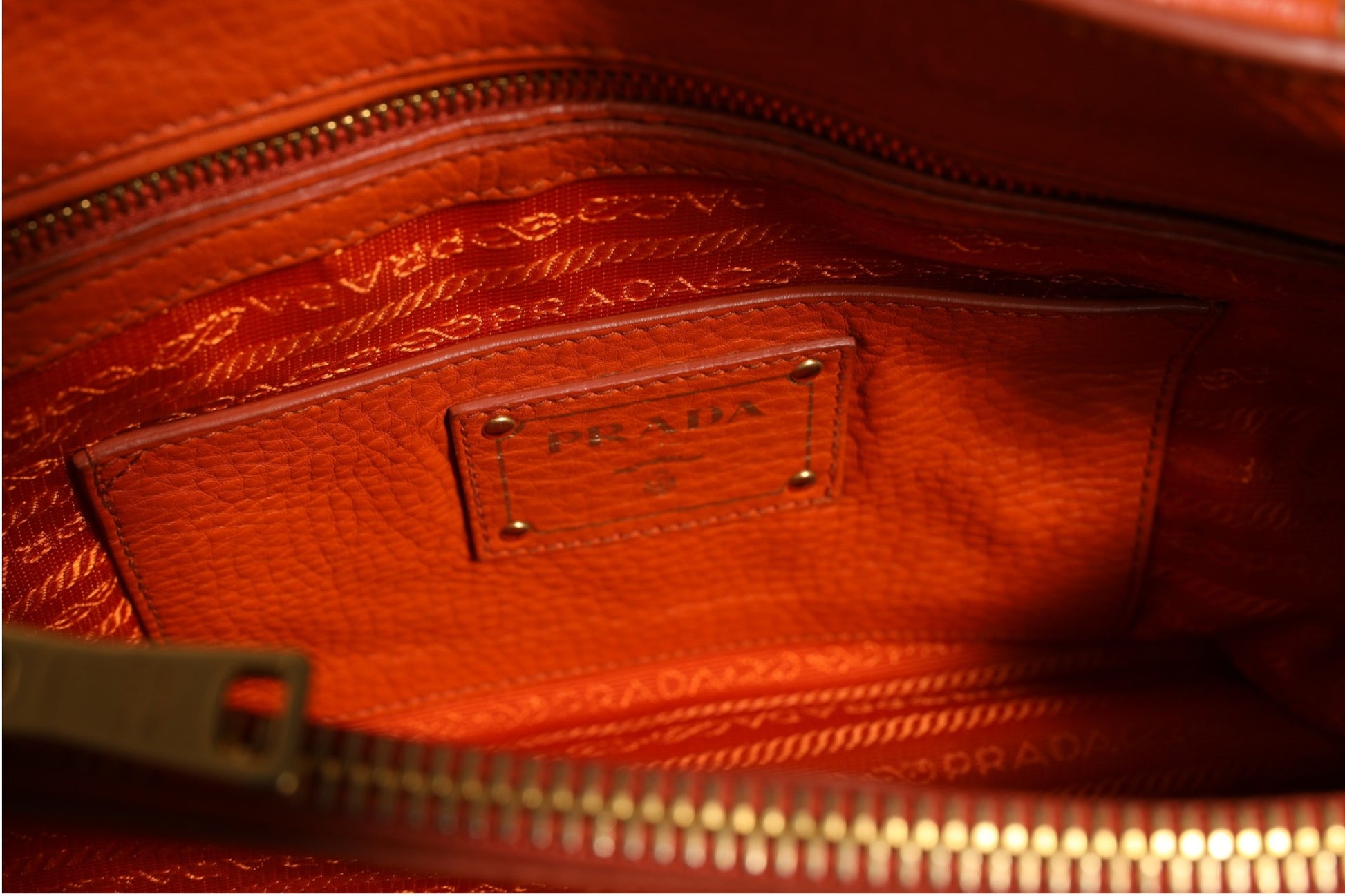 Vitello Daino Leather Tote Bag