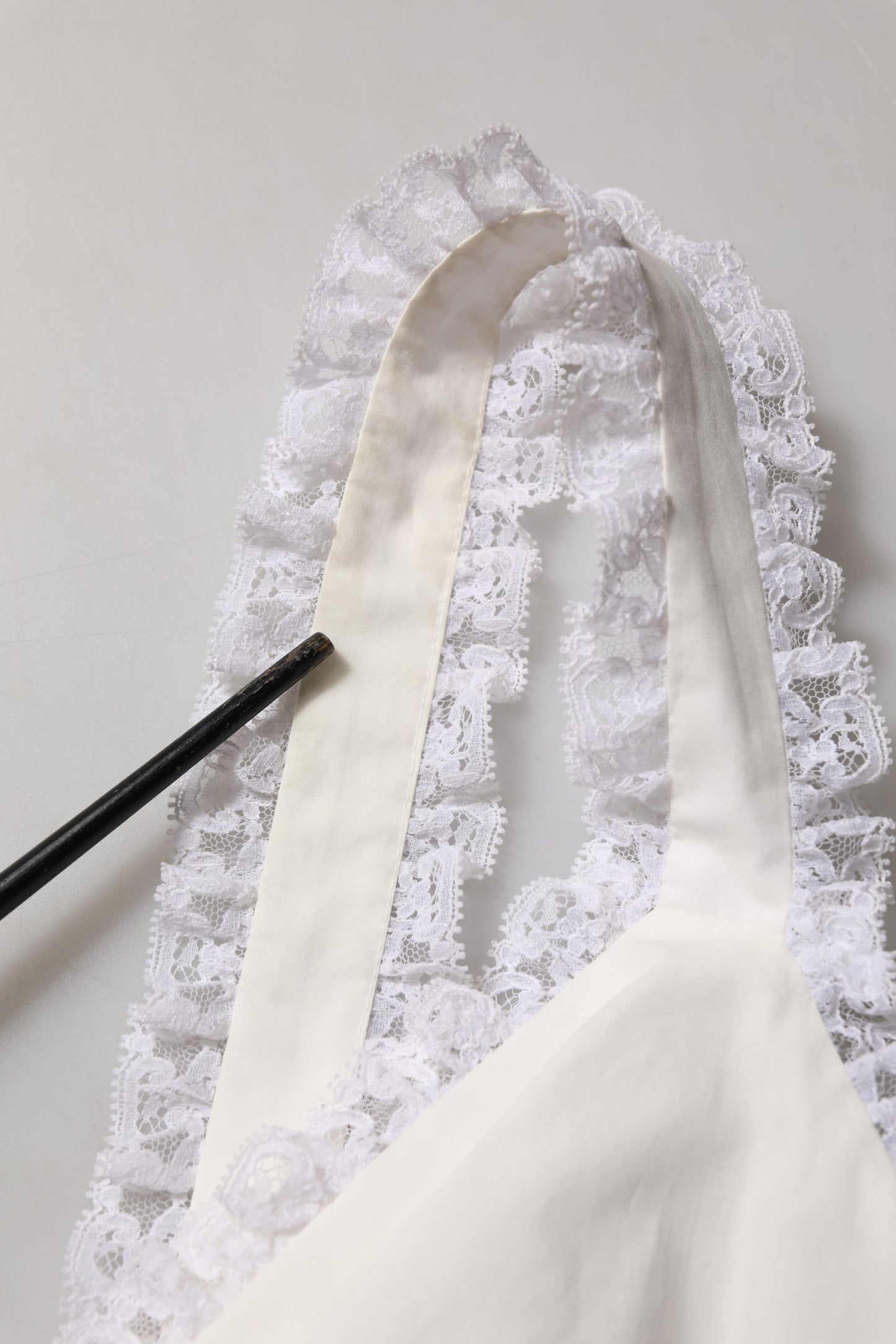 White Lace Trimmed Cotton Cropped Tank Top