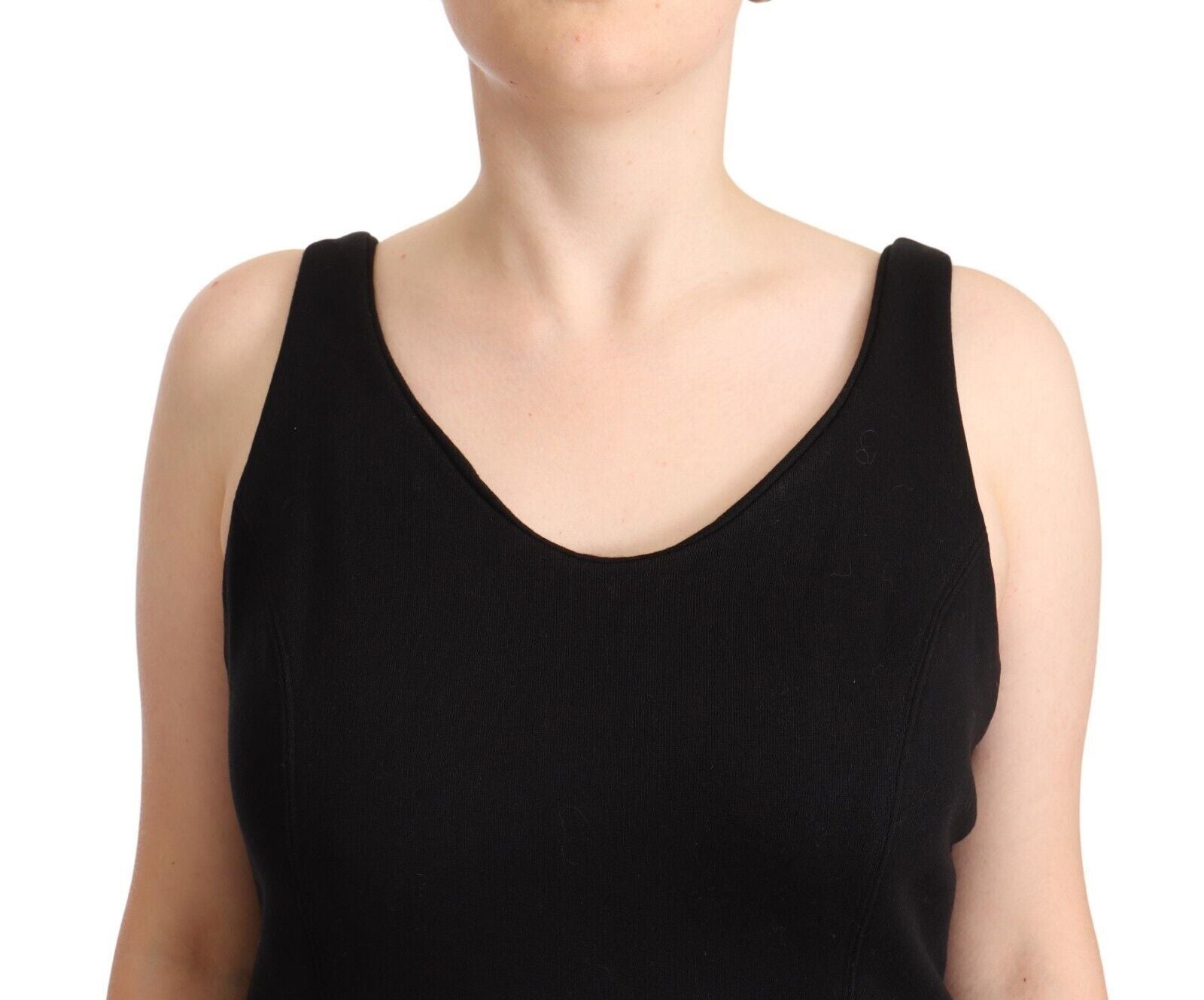 Chic Sleeveless Designer Tank Top in Black