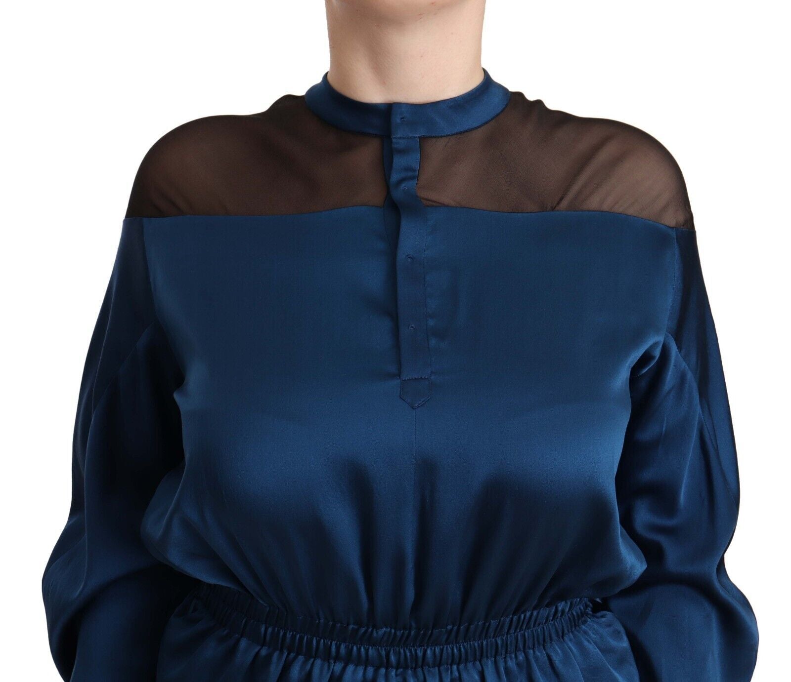 Elegant Crew Neck Silk Blouse in Blue