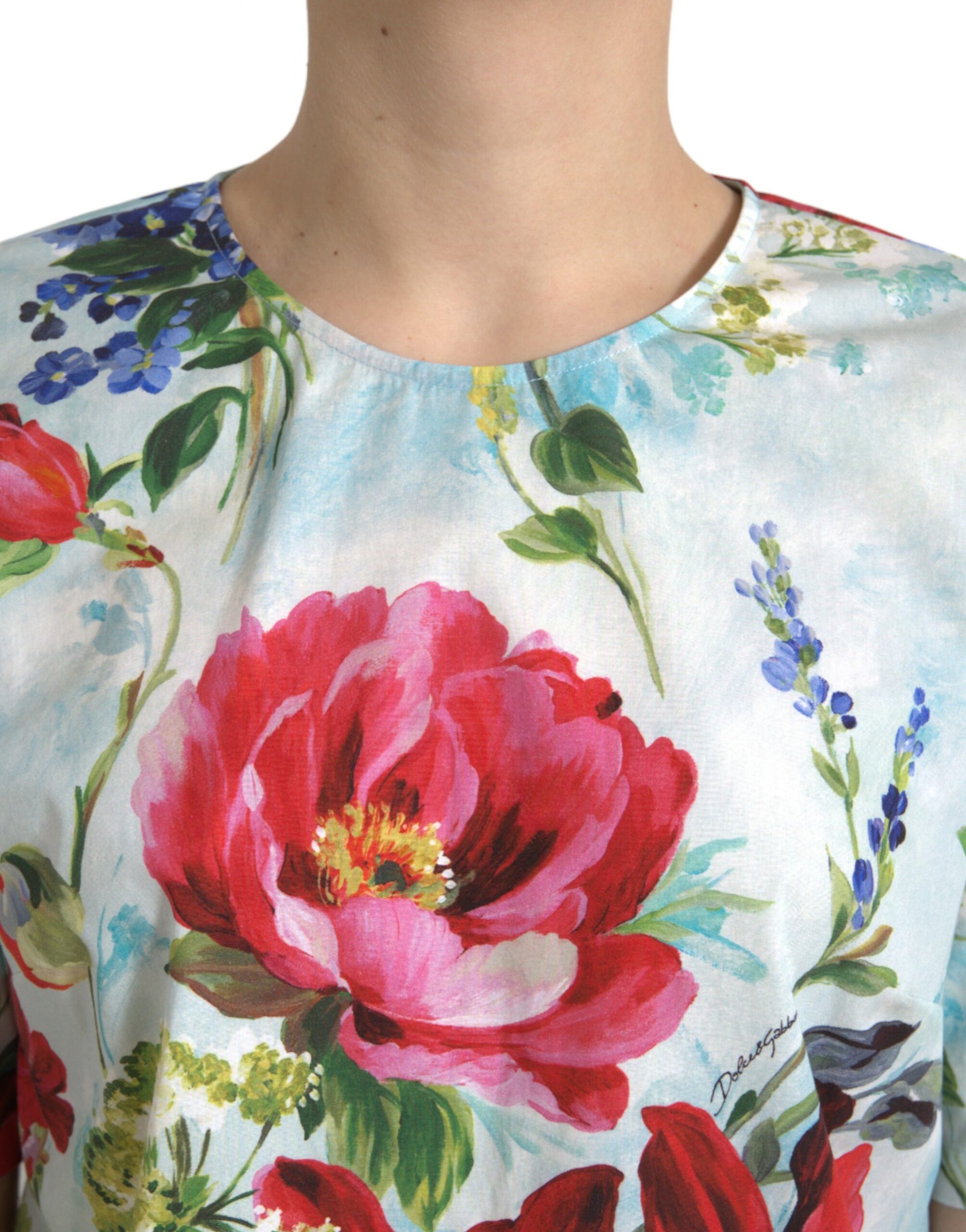 Chic Floral Round Neck Cotton Top