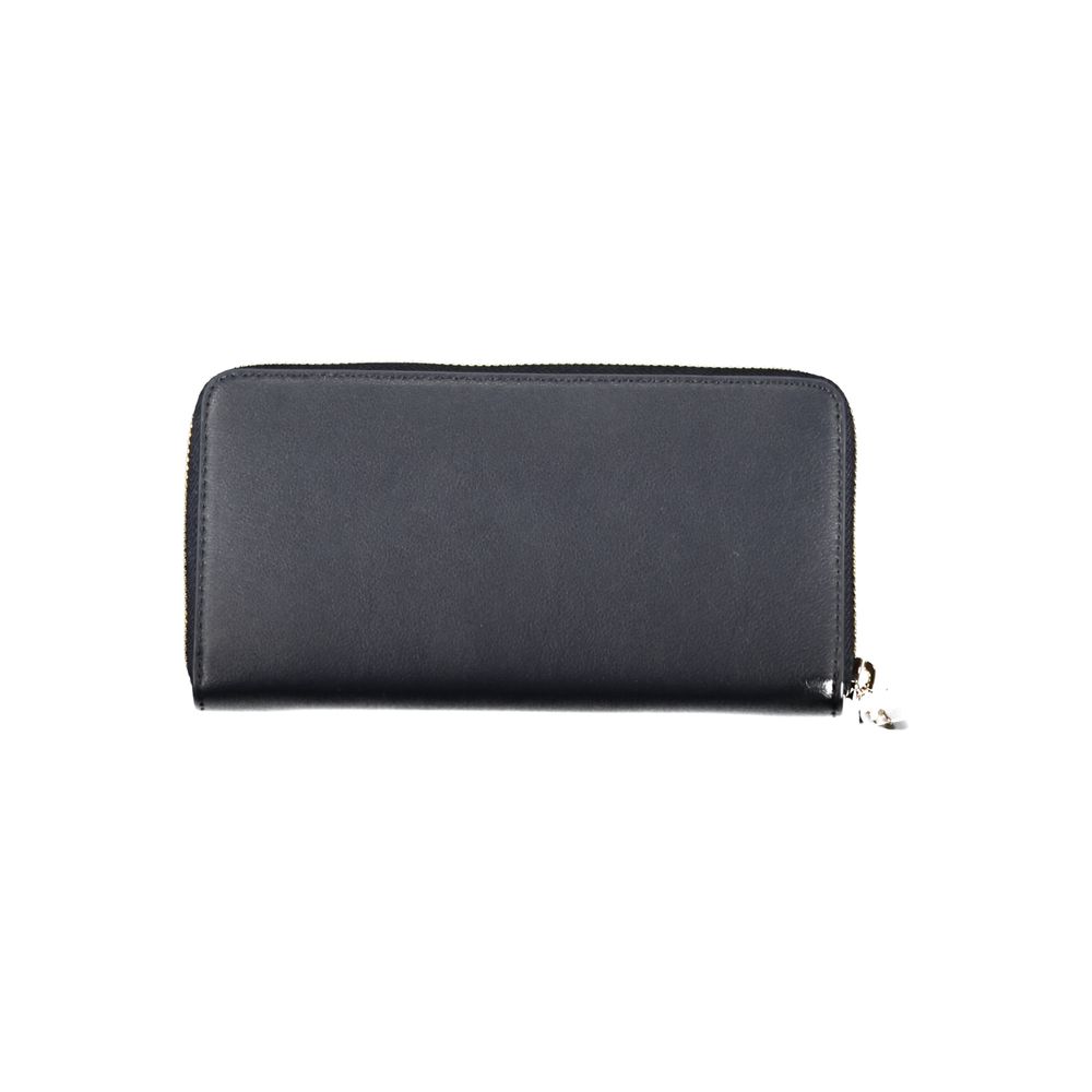 Chic Blue Organizer Wallet with Ample Space