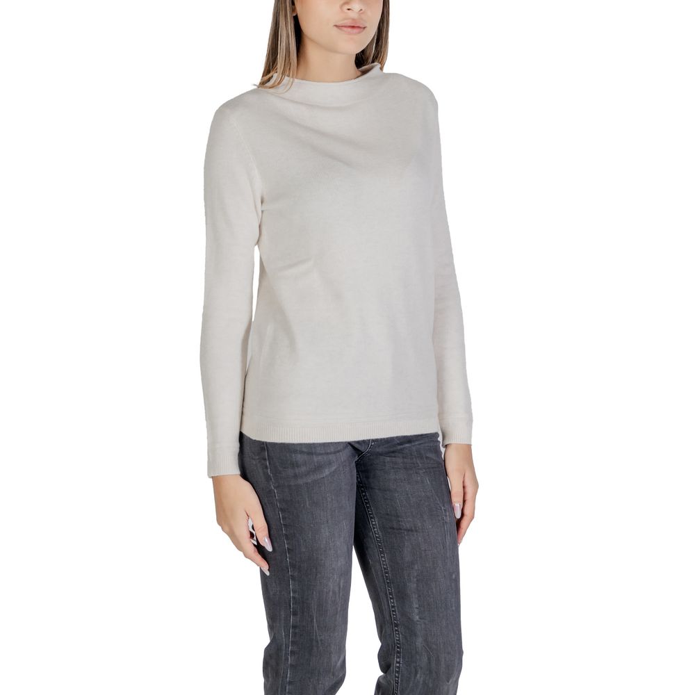 Cream Polyester Sweater