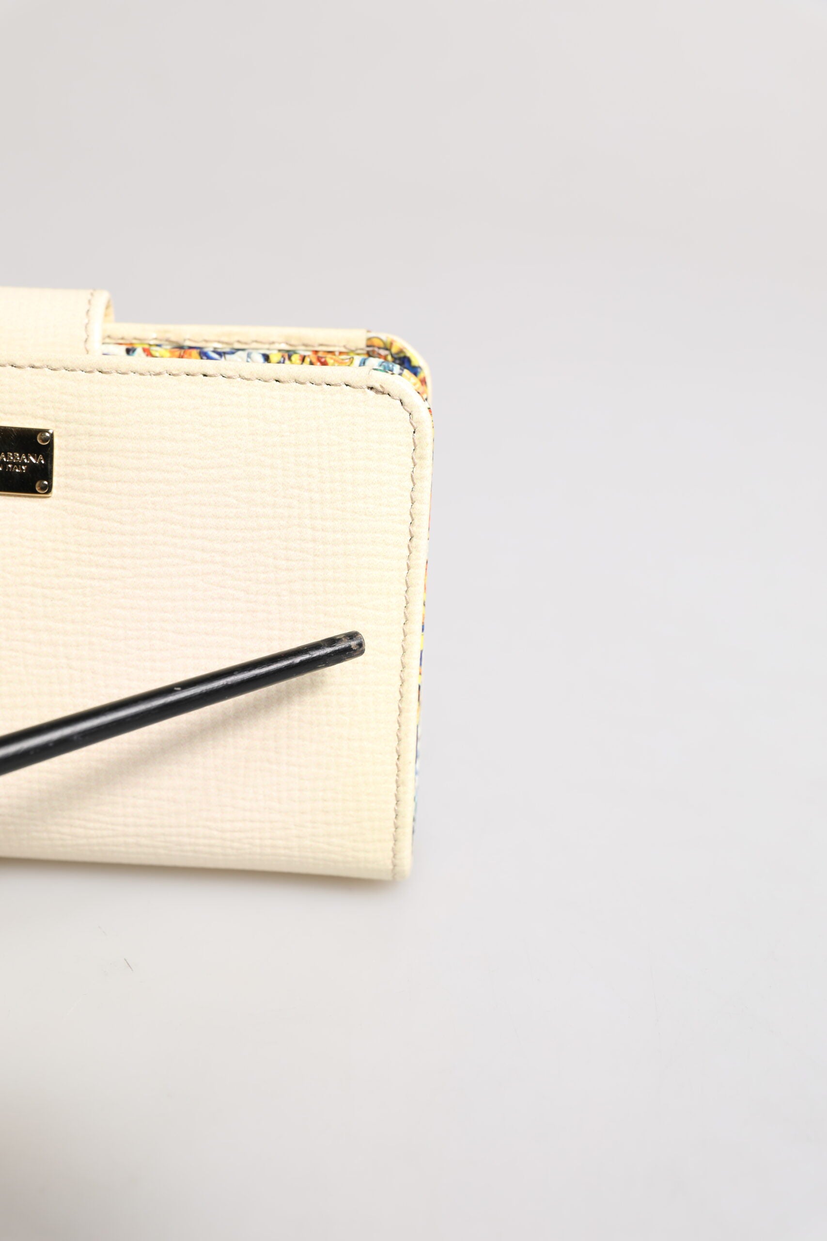 Ivory Calf Leather Compact Logo Plaque Card Holder Wallet