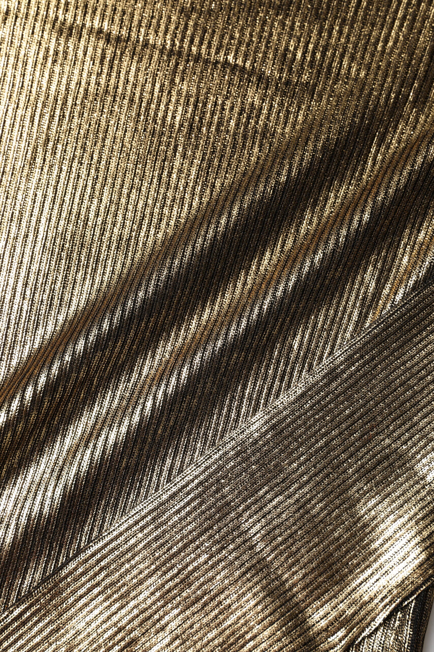 Gold Round Neck Long Sleeve Pullover Top