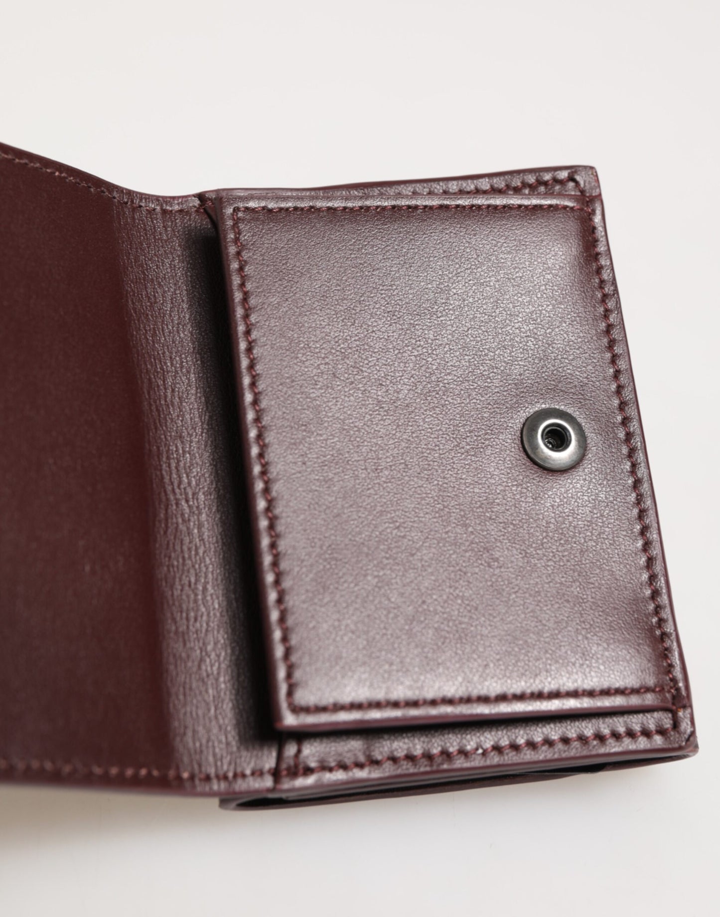 Leather Embossed Logo Trifold Men Card Holder Dark Brown