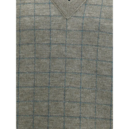 V-NECK